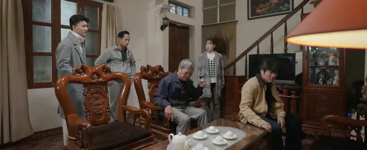 Dưới bóng cây hạnh phúc - Tập 40: Lâm vào đường cùng, Danh bỏ nhà ra đi làm lại cuộc đời - Ảnh 9. Dưới bóng cây hạnh phúc - Tập 40: Lâm vào đường cùng, Danh bỏ nhà ra đi làm lại cuộc đời - Ảnh 9.