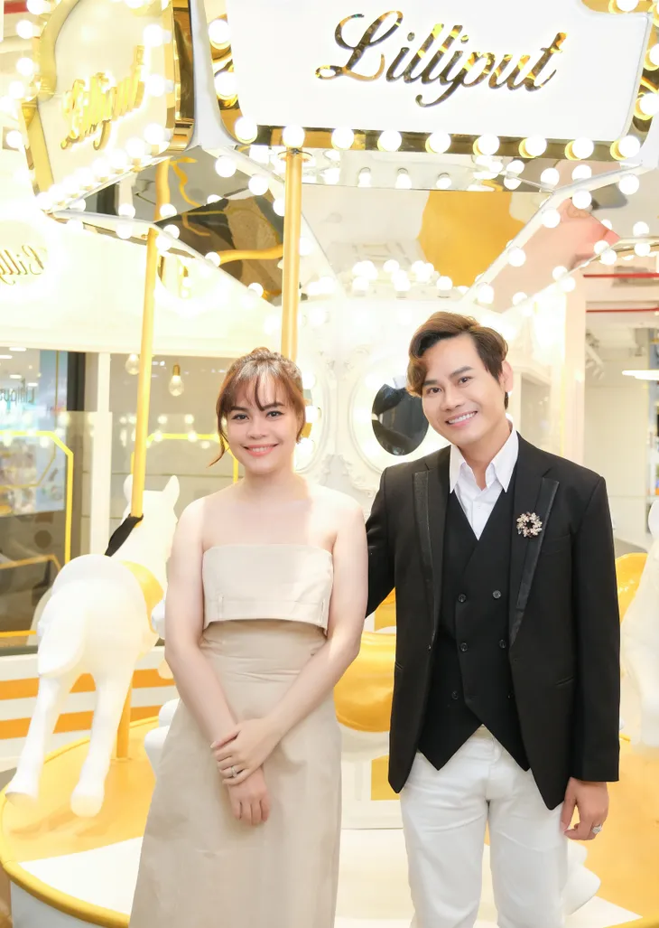 MC Hồng Phúc kỉ niệm ngày cưới bằng bộ ảnh đặc biệt - Ảnh 8. MC Hồng Phúc kỉ niệm ngày cưới bằng bộ ảnh đặc biệt - Ảnh 8.
