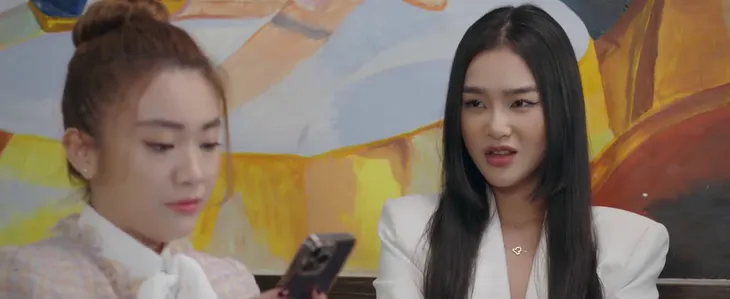 Dưới bóng cây hạnh phúc - Tập 41: Ba con trai của ông Công đồng loạt thay đổi - Ảnh 11. Dưới bóng cây hạnh phúc - Tập 41: Ba con trai của ông Công đồng loạt thay đổi - Ảnh 11.