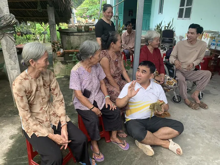 MC Thành Trung hạnh phúc bên bà xã kỷ niệm 10 bên nhau, Linh Rin chia sẻ ảnh hiếm đám cưới - Ảnh 6. MC Thành Trung hạnh phúc bên bà xã kỷ niệm 10 bên nhau, Linh Rin chia sẻ ảnh hiếm đám cưới - Ảnh 6.