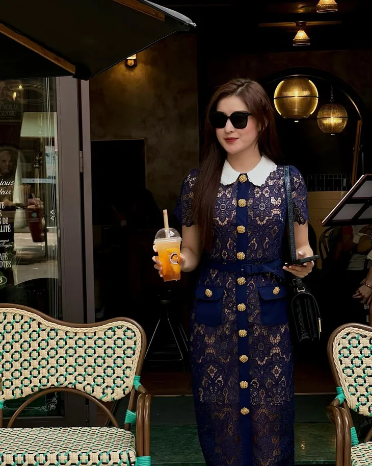 Hồng Diễm và đồng nghiệp tới thăm NSND Công Lý, Hoa hậu Thùy Tiên dạo phố Hồ Gươm - Ảnh 8. Hồng Diễm và đồng nghiệp tới thăm NSND Công Lý, Hoa hậu Thùy Tiên dạo phố Hồ Gươm - Ảnh 8.
