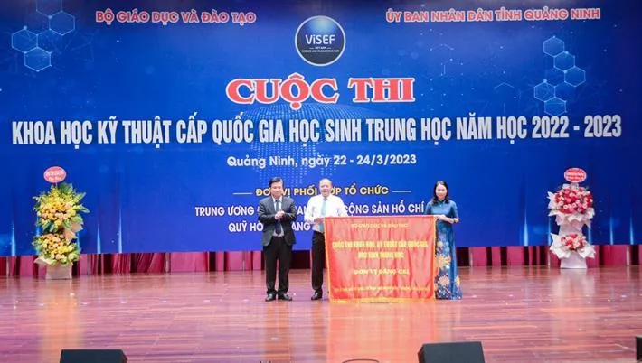 11 dự án đoạt giải Nhất Cuộc thi KHKT cấp quốc gia học sinh trung học 2023 - Ảnh 2. 11 dự án đoạt giải Nhất Cuộc thi KHKT cấp quốc gia học sinh trung học 2023 - Ảnh 2.