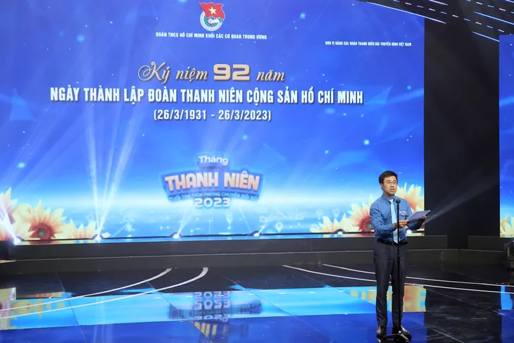 Bí thư Đảng ủy Khối các cơ quan Trung ương đối thoại với đoàn viên, thanh niên tiêu biểu năm 2023 - Ảnh 15. Bí thư Đảng ủy Khối các cơ quan Trung ương đối thoại với đoàn viên, thanh niên tiêu biểu năm 2023 - Ảnh 15.