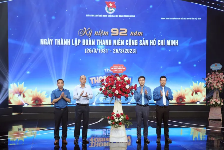 Bí thư Đảng ủy Khối các cơ quan Trung ương đối thoại với đoàn viên, thanh niên tiêu biểu năm 2023 - Ảnh 17. Bí thư Đảng ủy Khối các cơ quan Trung ương đối thoại với đoàn viên, thanh niên tiêu biểu năm 2023 - Ảnh 17.