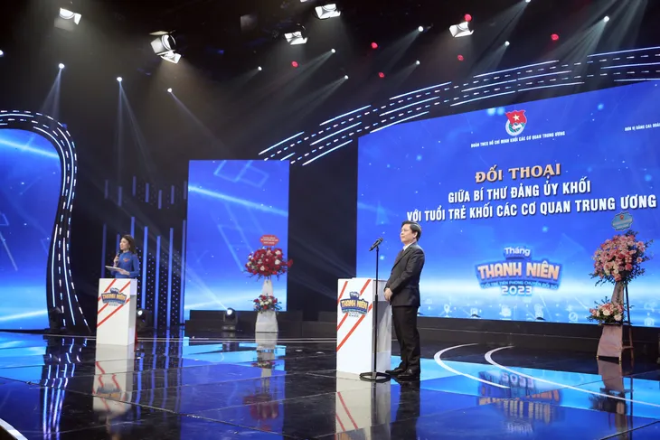 Bí thư Đảng ủy Khối các cơ quan Trung ương đối thoại với đoàn viên, thanh niên tiêu biểu năm 2023 - Ảnh 22. Bí thư Đảng ủy Khối các cơ quan Trung ương đối thoại với đoàn viên, thanh niên tiêu biểu năm 2023 - Ảnh 22.