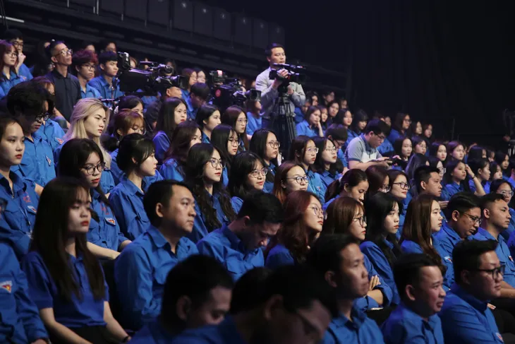 Bí thư Đảng ủy Khối các cơ quan Trung ương đối thoại với đoàn viên, thanh niên tiêu biểu năm 2023 - Ảnh 20. Bí thư Đảng ủy Khối các cơ quan Trung ương đối thoại với đoàn viên, thanh niên tiêu biểu năm 2023 - Ảnh 20.