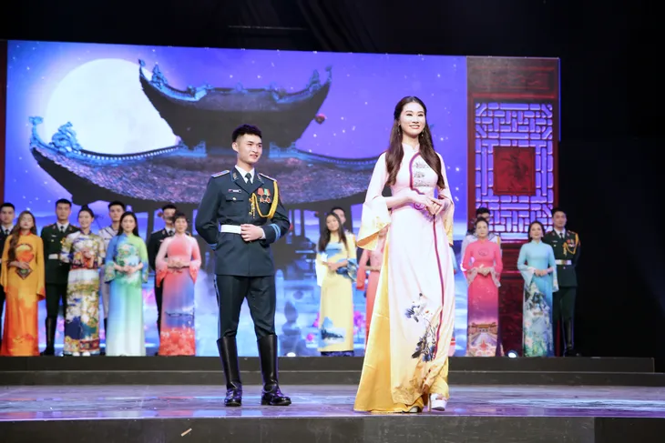 Rực rỡ sắc màu tại Dạ hội Thanh niên VTV 2023 - Ảnh 68. Rực rỡ sắc màu tại Dạ hội Thanh niên VTV 2023 - Ảnh 68.