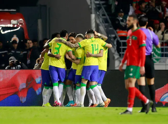 Giao hữu | Casemiro ghi bàn, ĐT Brazil vẫn thua Morocco - Ảnh 2. Giao hữu | Casemiro ghi bàn, ĐT Brazil vẫn thua Morocco - Ảnh 2.
