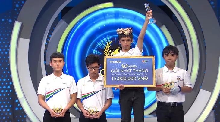 Đường lên đỉnh Olympia: Nam sinh Huế ghi danh vào cuộc thi Quý, tiến gần hơn đến Chung kết năm - Ảnh 4. Đường lên đỉnh Olympia: Nam sinh Huế ghi danh vào cuộc thi Quý, tiến gần hơn đến Chung kết năm - Ảnh 4.
