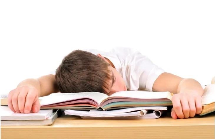 Phụ huynh hiện đại cập nhật công nghệ AI giúp con học IELTS tiến bộ mỗi ngày - Ảnh 1. Phụ huynh hiện đại cập nhật công nghệ AI giúp con học IELTS tiến bộ mỗi ngày - Ảnh 1.