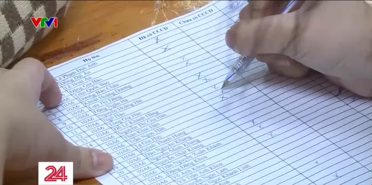 TP Hồ Chí Minh hoàn tất cấp căn cước công dân và mã định danh cho học sinh trước 15/5 - Ảnh 1. TP Hồ Chí Minh hoàn tất cấp căn cước công dân và mã định danh cho học sinh trước 15/5 - Ảnh 1.