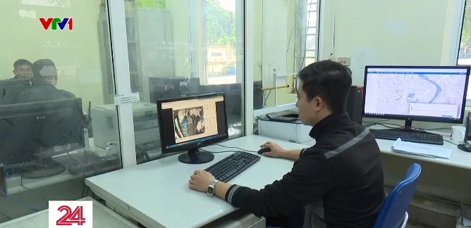 Hà Nội: Lắp thêm camera ngăn chặn quấy rối trên xe bus - Ảnh 2.