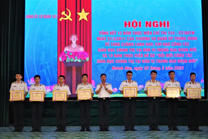 Đổi mới công tác giáo dục chính trị trong giai đoạn mới - Ảnh 1. Đổi mới công tác giáo dục chính trị trong giai đoạn mới - Ảnh 1.