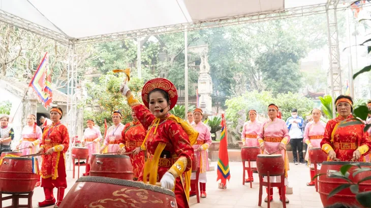 Tổ chức lễ hội kỉ niệm 760 năm ngày sinh Bà Chúa Kho - Ảnh 2. Tổ chức lễ hội kỉ niệm 760 năm ngày sinh Bà Chúa Kho - Ảnh 2.