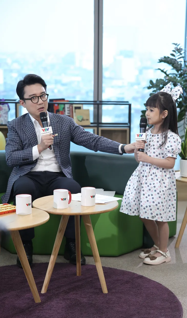 MC Sơn Lâm đau đầu với độ quậy của bộ đôi Voi - Happi Đừng làm mẹ cáu - Ảnh 16.