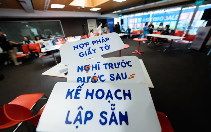 Cuộc thi tranh biện lần đầu tiên của IOM nhằm ngăn chặn mua bán người - Ảnh 1. Cuộc thi tranh biện lần đầu tiên của IOM nhằm ngăn chặn mua bán người - Ảnh 1.
