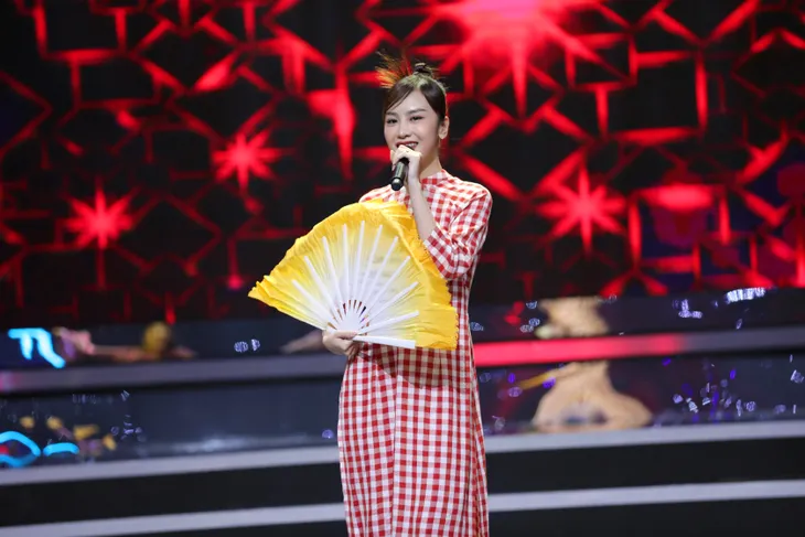 Thanh Duy bị mần nhục” không ngớt, Nam Anh gây bất ngờ khi cải nam trang - Ảnh 2. Thanh Duy bị mần nhục” không ngớt, Nam Anh gây bất ngờ khi cải nam trang - Ảnh 2.