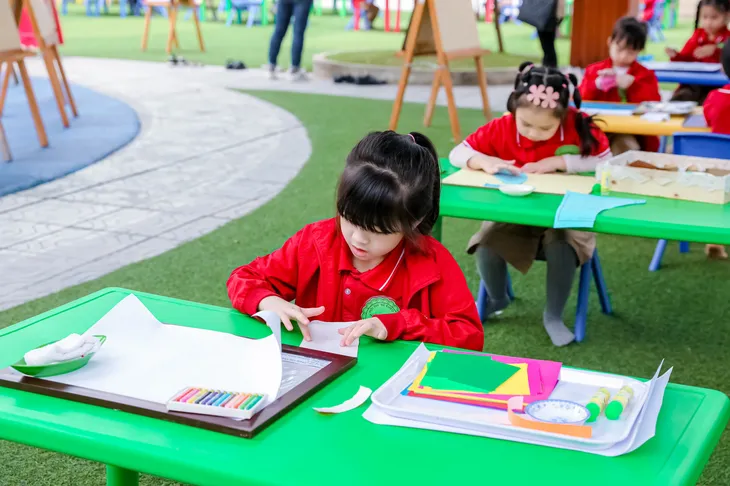 Trường mầm non Tương Mai tổ chức hội thi Bé khéo tay chào mừng ngày 8/3 - Ảnh 7. Trường mầm non Tương Mai tổ chức hội thi Bé khéo tay chào mừng ngày 8/3 - Ảnh 7.