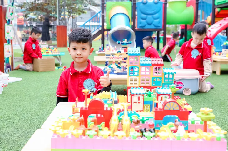 Trường mầm non Tương Mai tổ chức hội thi Bé khéo tay chào mừng ngày 8/3 - Ảnh 5. Trường mầm non Tương Mai tổ chức hội thi Bé khéo tay chào mừng ngày 8/3 - Ảnh 5.