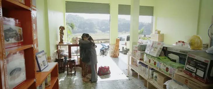 Dưới bóng cây hạnh phúc - Tập 30: Bị nhà chồng khinh rẻ, Son tủi nhục bỏ về nhà đẻ - Ảnh 22. Dưới bóng cây hạnh phúc - Tập 30: Bị nhà chồng khinh rẻ, Son tủi nhục bỏ về nhà đẻ - Ảnh 22.