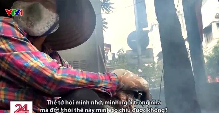 1001 lý do chiếm dụng vỉa hè - Ảnh 3. 1001 lý do chiếm dụng vỉa hè - Ảnh 3.