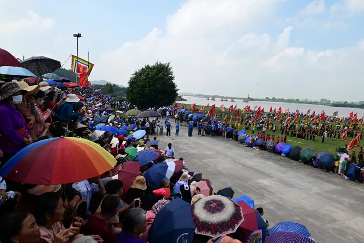 Tái hiện Hào khí Đông A hào hùng trên sông Lục Đầu - Ảnh 5. Tái hiện Hào khí Đông A hào hùng trên sông Lục Đầu - Ảnh 5.