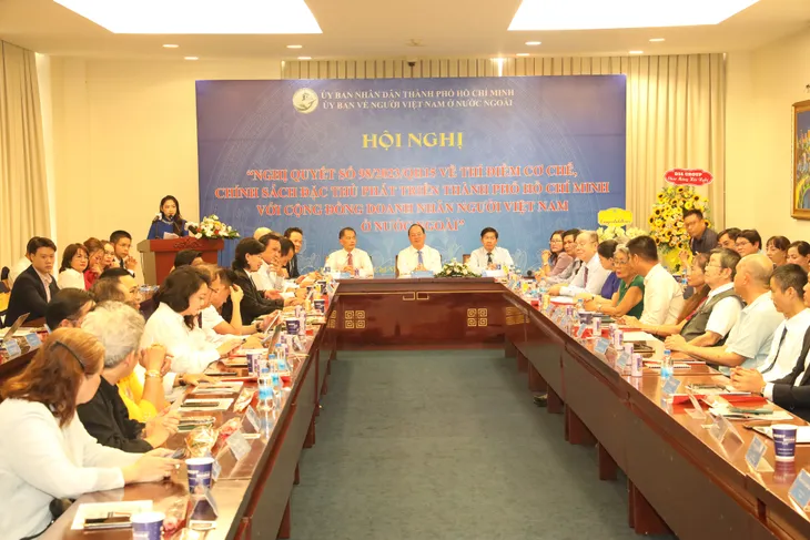 Nghị quyết 98 cơ hội cho kiều bào đầu tư vào công nghệ, đô thị xanh - Ảnh 1.