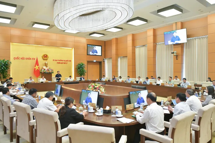 Khai mạc Phiên họp thứ 27 của Ủy ban Thường vụ Quốc hội - Ảnh 1. Khai mạc Phiên họp thứ 27 của Ủy ban Thường vụ Quốc hội - Ảnh 1.