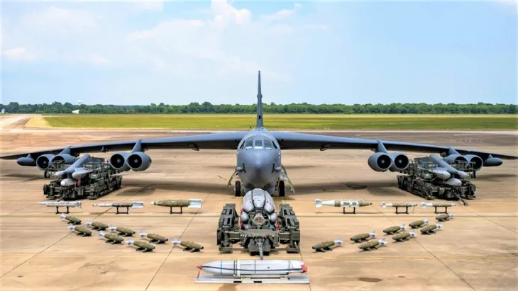 NATO tổ chức tập trận hạt nhân lớn “Steadfast Noon” 2023 - Ảnh 1. NATO tổ chức tập trận hạt nhân lớn “Steadfast Noon” 2023 - Ảnh 1.