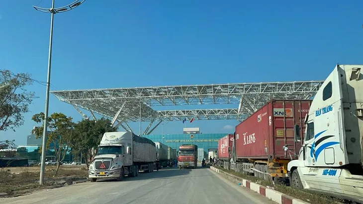 Thương mại Việt Nam - Trung Quốc vượt 120 tỷ USD - Ảnh 1. Thương mại Việt Nam - Trung Quốc vượt 120 tỷ USD - Ảnh 1.
