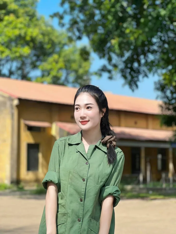 Nhan sắc đời thường của ái nữ nghiện ngập trong Biệt dược đen - Ảnh 9.