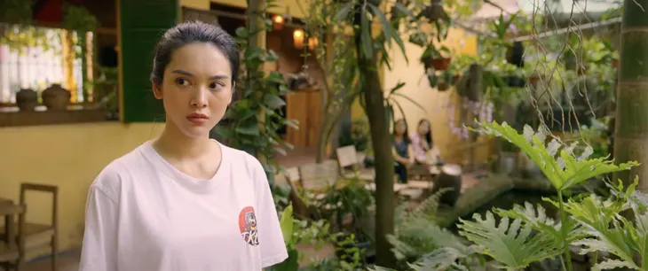 Không ngại cưới chỉ cần một lý do - Tập 8: Phong hốt hoảng lẩn trốn khi bất ngờ gặp cả nhà Yến - Ảnh 29. Không ngại cưới chỉ cần một lý do - Tập 8: Phong hốt hoảng lẩn trốn khi bất ngờ gặp cả nhà Yến - Ảnh 29.