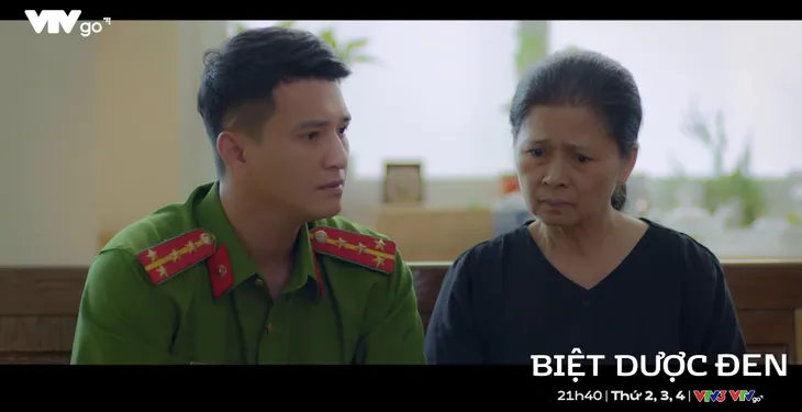 Biệt dược đen - Tập 19: Mẹ Bát phát hiện điểm bất thường trong nhà ông Hoàng - Ảnh 3. Biệt dược đen - Tập 19: Mẹ Bát phát hiện điểm bất thường trong nhà ông Hoàng - Ảnh 3.