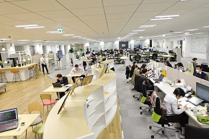 Đầu tư ra nước ngoài mang về gần 2 tỷ USD - Ảnh 1. Đầu tư ra nước ngoài mang về gần 2 tỷ USD - Ảnh 1.