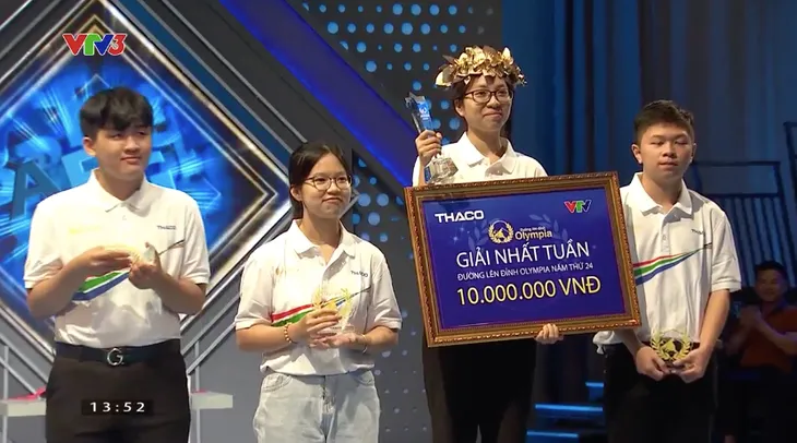 Đường lên đỉnh Olympia: Nữ sinh Quảng Ninh giành vòng nguyệt quế đầu tiên năm thứ 24 - Ảnh 13. Đường lên đỉnh Olympia: Nữ sinh Quảng Ninh giành vòng nguyệt quế đầu tiên năm thứ 24 - Ảnh 13.