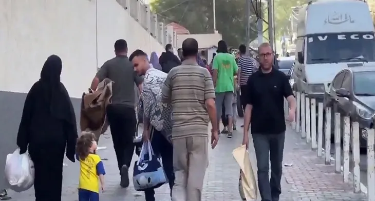 Israel sơ tán cư dân khu vực giáp biên giới Lebanon - Ảnh 1. Israel sơ tán cư dân khu vực giáp biên giới Lebanon - Ảnh 1.