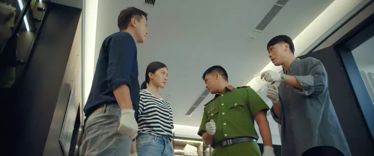 Biệt dược đen - Tập 19: Cái chết bí ẩn của đại gia nghìn tỉ tại nhà riêng - Ảnh 15. Biệt dược đen - Tập 19: Cái chết bí ẩn của đại gia nghìn tỉ tại nhà riêng - Ảnh 15.