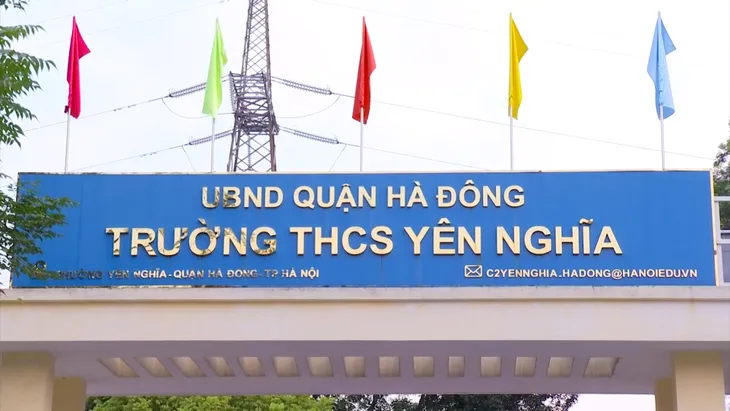 Vụ suất ăn bán trú 32 nghìn đồng: Phụ huynh không chấp nhận lời xin lỗi - Ảnh 2.