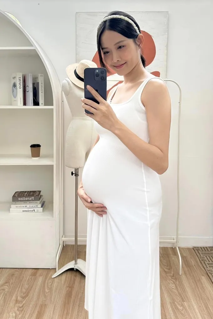 Nghệ sĩ Công Lý đón sinh nhật bên vợ, rộ tin Ngọc Huyền nhận lời cầu hôn của bạn trai - Ảnh 10.
