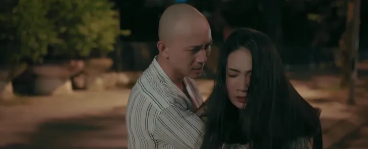 Biệt dược đen - Tập 21: Nghi phạm giết ông Hoàng đã chết, Cường lo toát mồ hôi hột - Ảnh 6. Biệt dược đen - Tập 21: Nghi phạm giết ông Hoàng đã chết, Cường lo toát mồ hôi hột - Ảnh 6.