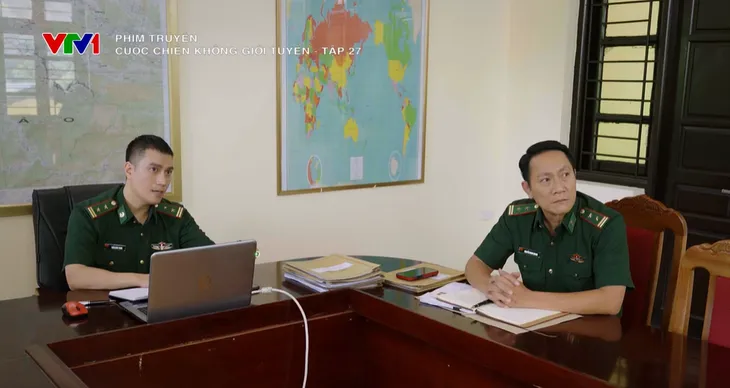 Cuộc chiến không giới tuyến - Tập 27: Cướp nhà chị em Chà, Đoàn vội đào lấy ma túy - Ảnh 7. Cuộc chiến không giới tuyến - Tập 27: Cướp nhà chị em Chà, Đoàn vội đào lấy ma túy - Ảnh 7.