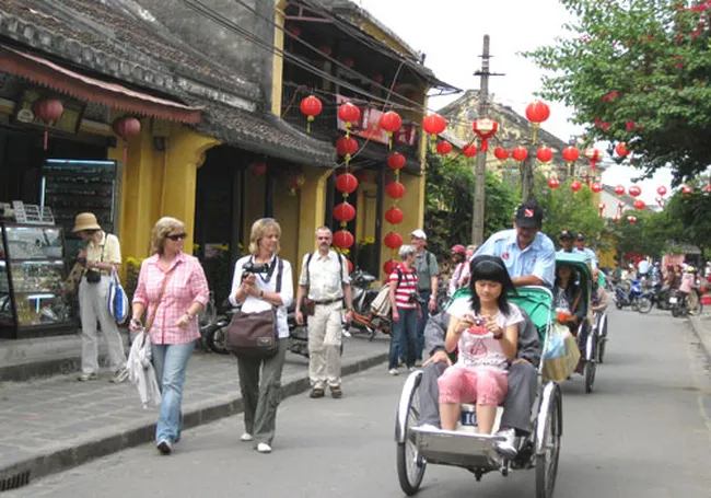 Du lịch cần chớp cơ hội bứt tốc - Ảnh 1. Du lịch cần chớp cơ hội bứt tốc - Ảnh 1.