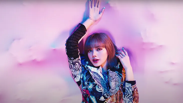 Lisa (BLACKPINK) là nghệ sĩ solo K-Pop đầu tiên đạt 8 kỷ lục Guinness - Ảnh 1. Lisa (BLACKPINK) là nghệ sĩ solo K-Pop đầu tiên đạt 8 kỷ lục Guinness - Ảnh 1.