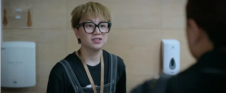 Không ngại cưới chỉ cần một lý dó - Tập 9: Yến nhìn ra ngay nhân viên bao che cho nhau - Ảnh 6. Không ngại cưới chỉ cần một lý dó - Tập 9: Yến nhìn ra ngay nhân viên bao che cho nhau - Ảnh 6.