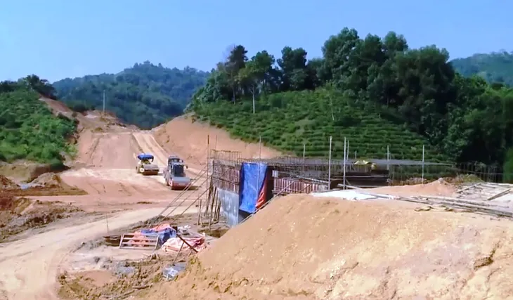 Hình thành trục cao tốc mới cho Tây Bắc - Ảnh 2. Hình thành trục cao tốc mới cho Tây Bắc - Ảnh 2.