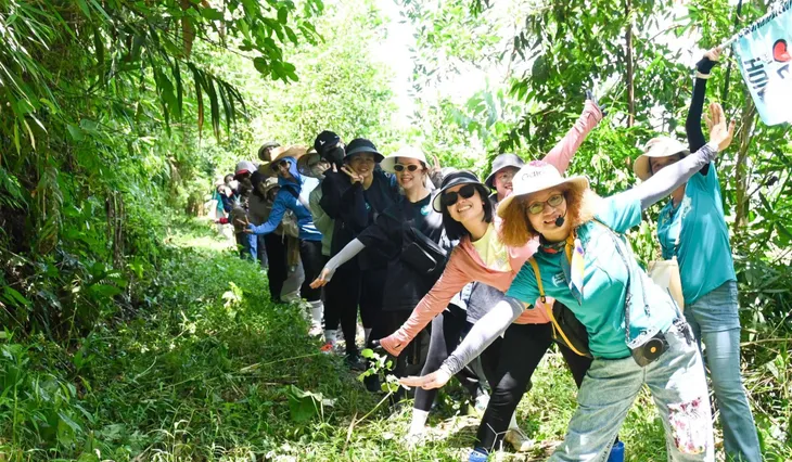 Du lịch “tắm rừng” được giới trẻ yêu thích - Ảnh 6. Du lịch “tắm rừng” được giới trẻ yêu thích - Ảnh 6.