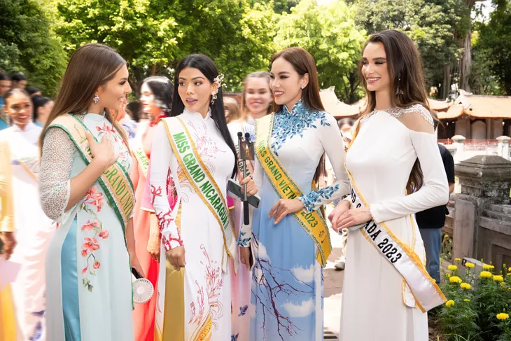 Người đẹp Peru đoạt vương miện Miss Grand International 2023, đại diện Việt Nam giành ngôi Á hậu 4 - Ảnh 2. Người đẹp Peru đoạt vương miện Miss Grand International 2023, đại diện Việt Nam giành ngôi Á hậu 4 - Ảnh 2.