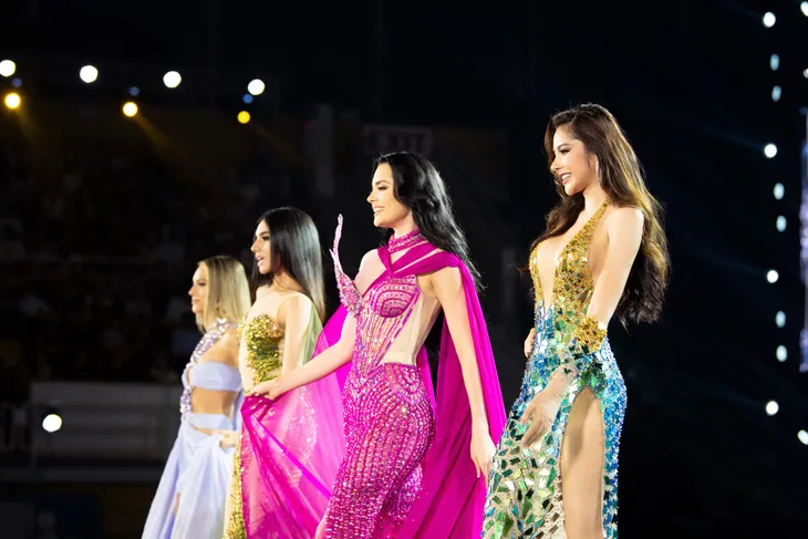 Người đẹp Peru đoạt vương miện Miss Grand International 2023, đại diện Việt Nam giành ngôi Á hậu 4 - Ảnh 12. Người đẹp Peru đoạt vương miện Miss Grand International 2023, đại diện Việt Nam giành ngôi Á hậu 4 - Ảnh 12.