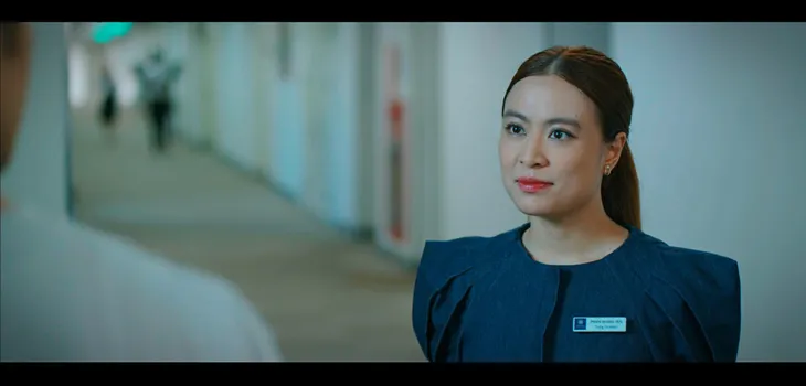 Thời trang nữ tổng tài của Hoàng Thùy Linh - Ảnh 10. Thời trang nữ tổng tài của Hoàng Thùy Linh - Ảnh 10.