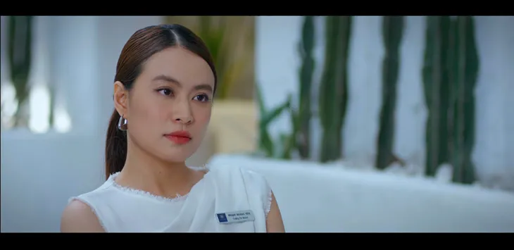 Thời trang nữ tổng tài của Hoàng Thùy Linh - Ảnh 15. Thời trang nữ tổng tài của Hoàng Thùy Linh - Ảnh 15.